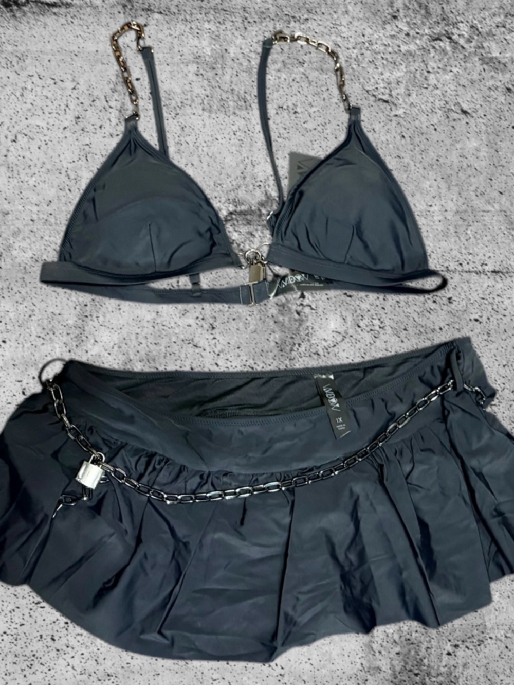 Dolls kill widow 2 Piece Chain-Accent Bikini Set in Black 1XL